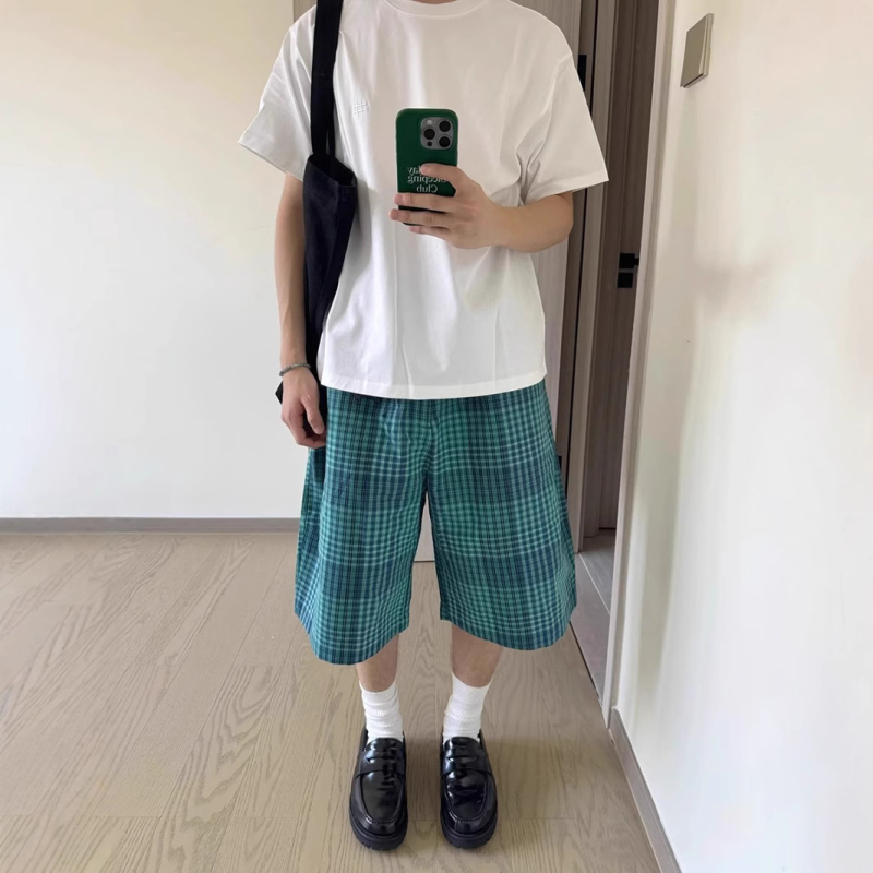 Japán stílusú retro kockás rövidnadrág, laza egyenes szabású, poliészter, mikroelasztikusság, nyári viselet