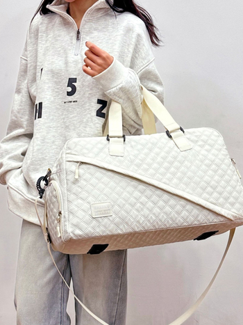 Oxford anyagú fitnesz táska, száraz–nedves szétválasztás, külön cipőrekesz, lélegző, vízálló