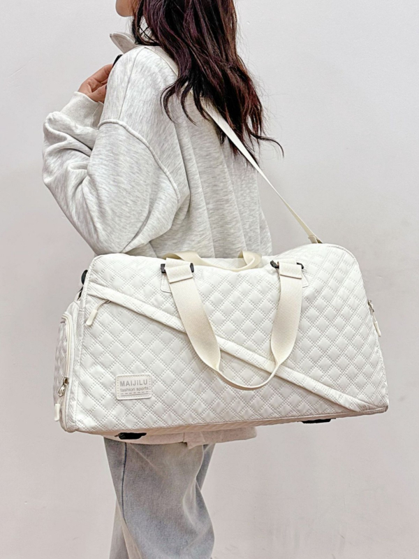 Oxford anyagú fitnesz táska, száraz–nedves szétválasztás, külön cipőrekesz, lélegző, vízálló