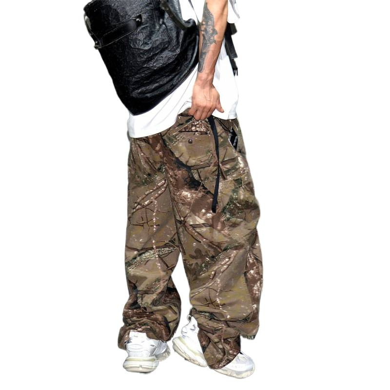 Cargo hlače s labavim krojem, srednji porast, vezanje na vrpcu, poliester tkanina (loose-fit, mid-rise, drawstring, polyester)