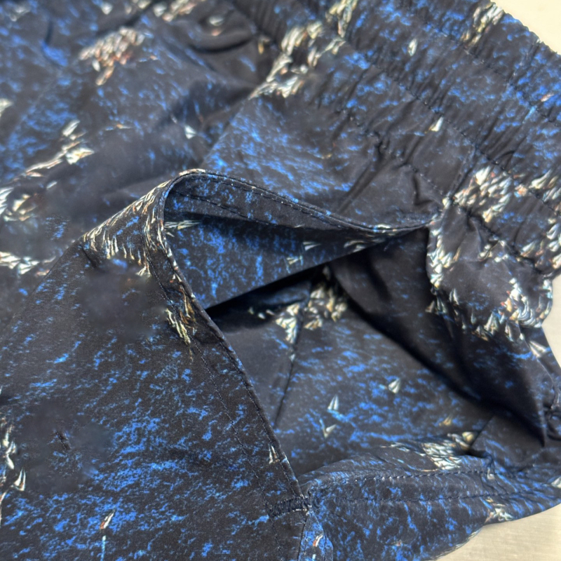 Pamut rövidnadrág teljes logó nyomással, laza fazon, nyári hip-hop stílus, 100% pamut