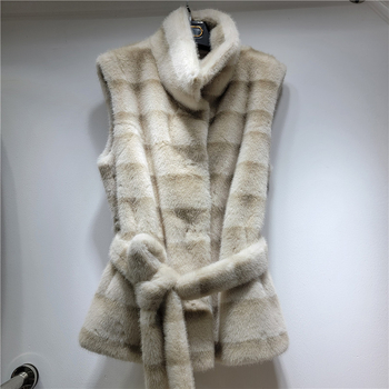 Ženski vest od umjetnog krzna, kardigan stil, slobodan kroj, prednje vezivanje šnuralom, duljina 50–65 cm