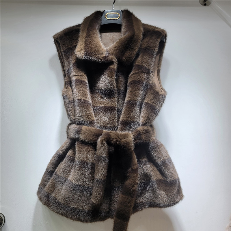 Ženski vest od umjetnog krzna, kardigan stil, slobodan kroj, prednje vezivanje šnuralom, duljina 50–65 cm