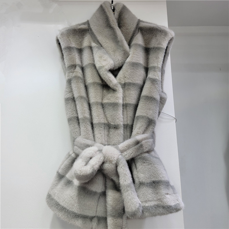 Ženski vest od umjetnog krzna, kardigan stil, slobodan kroj, prednje vezivanje šnuralom, duljina 50–65 cm