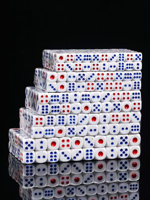 Dada ABS kockák lekerekített sarkokkal sakk- és kártyajátékokhoz