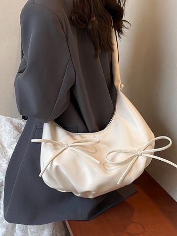 PU felhő mintás crossbody táska nagy kapacitású, húzó-zsinóros masnival, nyár 2024