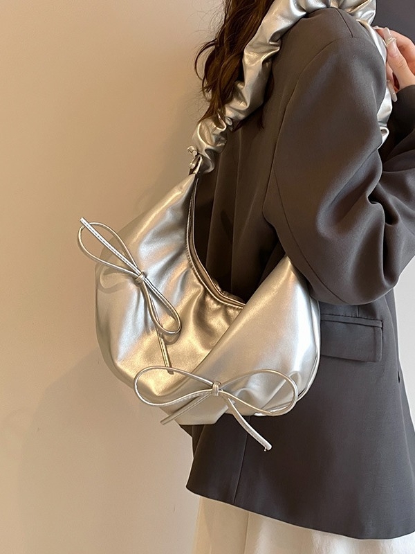 PU felhő mintás crossbody táska nagy kapacitású, húzó-zsinóros masnival, nyár 2024