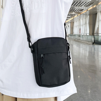 Muška crossbody torba – street trend stil, Oxford platno, vodootporna, ultralagana, podstava od poliestera