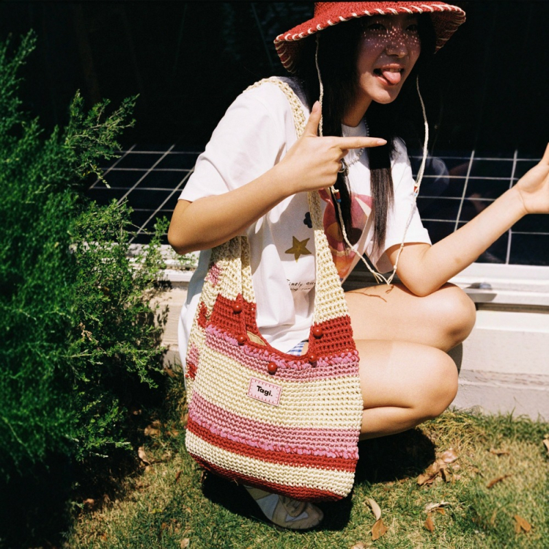 Tagi Jiilingguo ručno izrađena biserna crossbody torba, veliki kapacitet, podesiva, za svakodnevnu upotrebu, tkanina