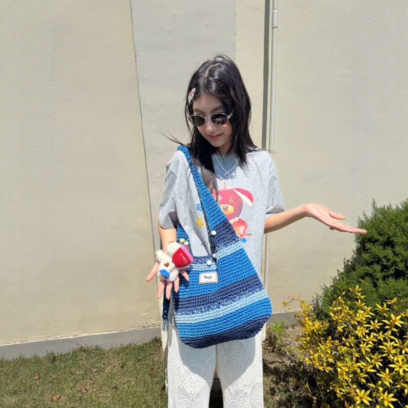 Tagi Jiilingguo ručno izrađena biserna crossbody torba, veliki kapacitet, podesiva, za svakodnevnu upotrebu, tkanina