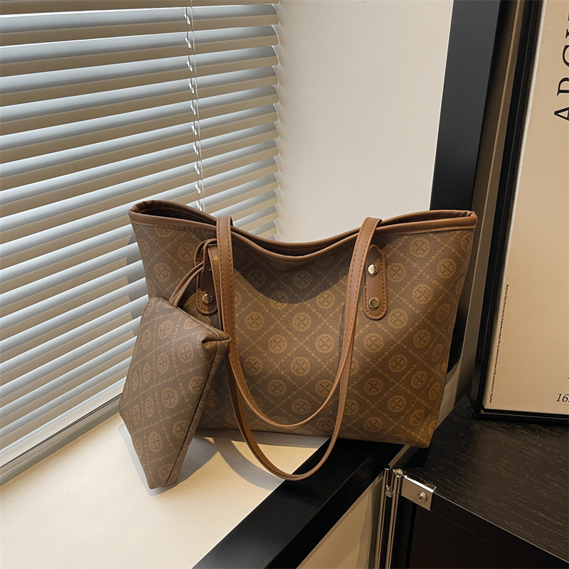 PU Tote torba za žene, oblik košare, zatvaranje zipom, poliester podstava, unutarnja džep za telefon, gradski minimalistički stil, jesen 2025