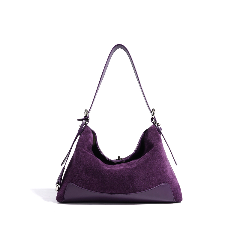 Podlaktna torba u gradskom minimalističkom stilu, koža druge razine s mat završnim premazom, unutarnji džep sa zatvaračem, džep za telefon, džep za dokumente, dvostruki remeni, magnetsko zatvaranje, pamćna podstava, zima 2024