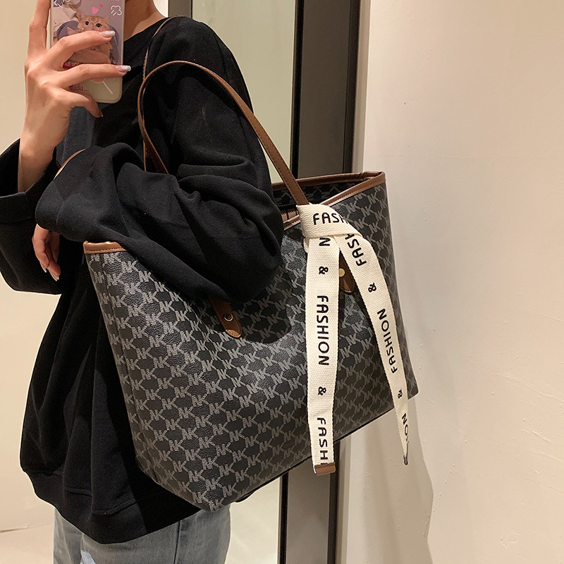 Carrotati Unisex Tote Torba, PU Materijal, Zatvaranje na Zip, Skriveni Džep sa Zipom