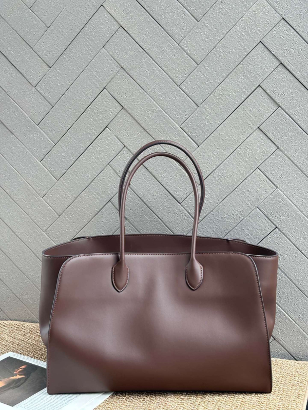 Urban minimalistička kožna tote torba, prava koža, unisex, džep za telefon, oblik horizontalnog pravokutnika