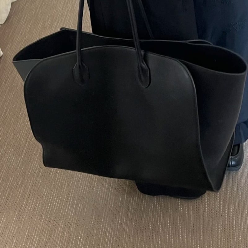 Urban minimalistička kožna tote torba, prava koža, unisex, džep za telefon, oblik horizontalnog pravokutnika