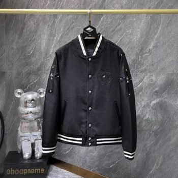 Baseball kabát kereszt hímzéssel, gyapjútest és bőr ujjakkal, csíkos minta, áll-nyak, lazított szabás