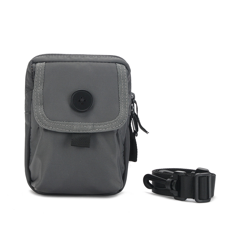 Muška crossbody torba, ulični stil, otporan poliester, pogodna za putovanja u slobodno vrijeme