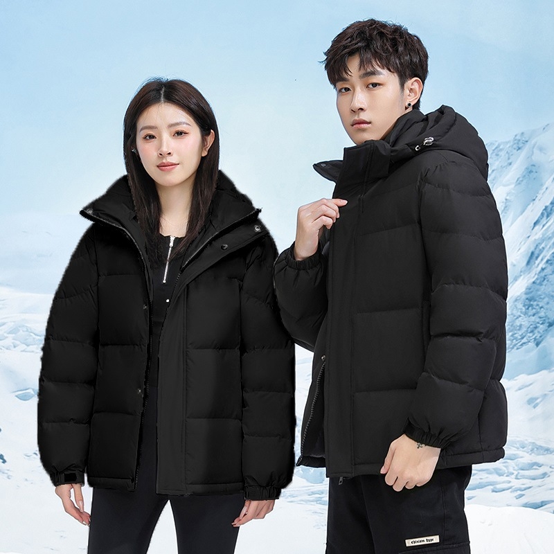 Zimska jakna s kačjim perjuom, udio perja 81–85%, punilo 200–250 g, kapuljača, stojeći ovratnik, zatvarač, debeli materijal, zima