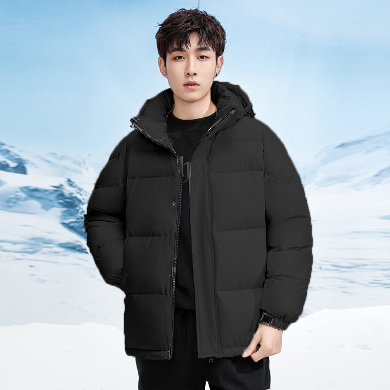 Zimska jakna s kačjim perjuom, udio perja 81–85%, punilo 200–250 g, kapuljača, stojeći ovratnik, zatvarač, debeli materijal, zima