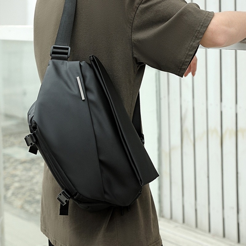 Muška crossbody torba za biciklizam, vodootporna, lagana, otporna na habanje, s velikim kapacitetom i mogućnošću proširenja