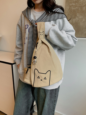 Sportska crossbody torba od Oxford platna, prozračna i vodootporna, ergonomski dizajn za smanjenje opterećenja, gradski minimalistički stil, uzorak mačaka