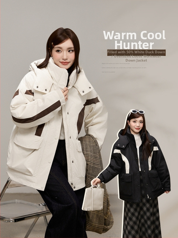 Geacă puf cu glugă pentru iarna 2025, design casual în stil workwear, umplutură din puf de rață alb, material principal 95% poliester, lungime medie, croială lejeră