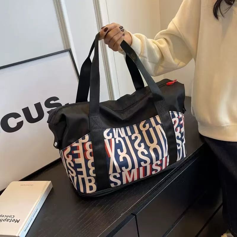 Unisex torba za fitness s odjeljkom mokro/suho, dijagonalni naramenica, Oxford tkanina, vodootporna, podstava od poliestera