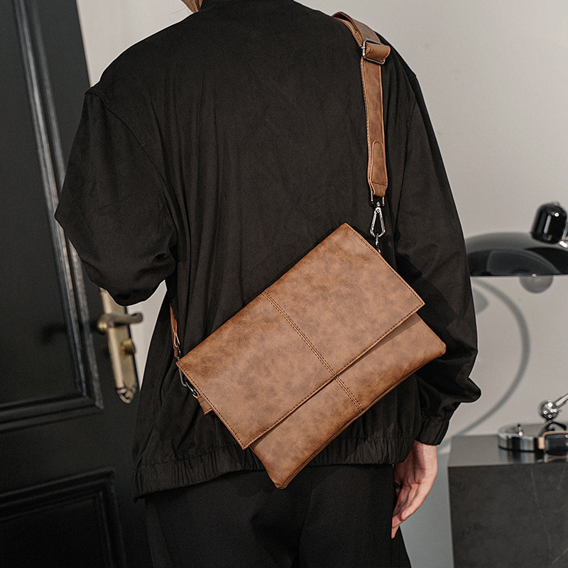 Muška PU crossbody torba – vodootporna, ultralagana, otporna na habanje; stil koverti, proljeće 2025