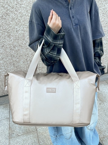 Унисекс пътна чанта с голям капацитет и печатано лого, чанта за рамо за кратки пътувания и бизнес пътувания, Oxford плат, 20–35 л, износоустойчива, подплата полиестер