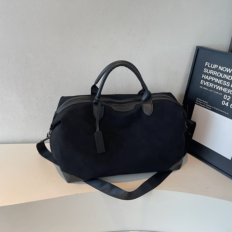 Unisex PU putna torba preko ramena za sport, kapacitet 20–35 L, podstava od poliestera, jednobojni uzorak, gradski stil