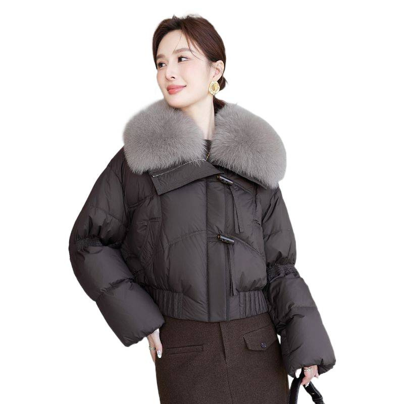 Ženska jakna s pačjim perjem, ultra kratka duljina, najlon tkanina, kvadratni ovratnik, zatvaranje jednim gumbom