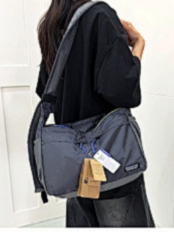 Unisex sportska torba preko ramena, najlon, vodootporna, ultra lagana, proširivi kapacitet za aktivnosti na otvorenom