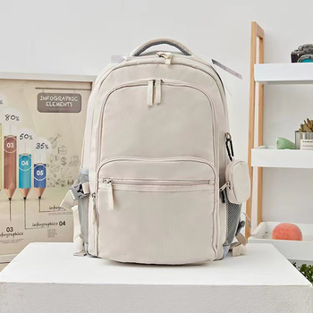 Nylon ruksak, prozračan, vodootporan, otporan na habanje; olakšava nošenje; ulični stil za učenike srednje škole