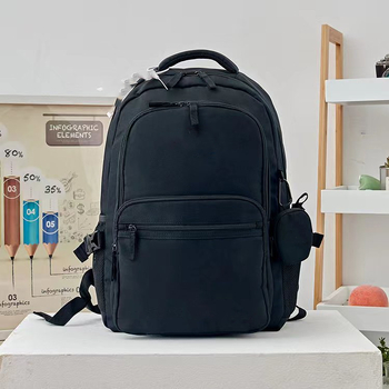 Nylon ruksak, prozračan, vodootporan, otporan na habanje; olakšava nošenje; ulični stil za učenike srednje škole