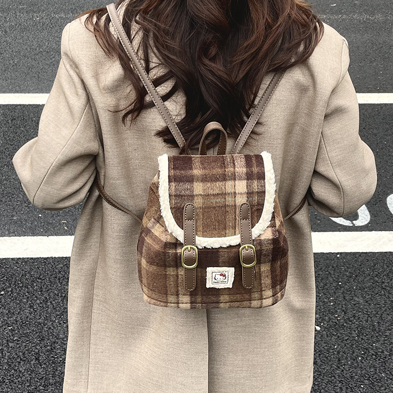 Ruksak u korejskom stilu od velura s kariranim uzorkom retro dizajn - (Materijal: velur; Zatvaranje: šnir s kopčom; Unutarnji džep: džep za telefon)