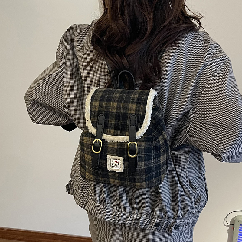 Ruksak u korejskom stilu od velura s kariranim uzorkom retro dizajn - (Materijal: velur; Zatvaranje: šnir s kopčom; Unutarnji džep: džep za telefon)