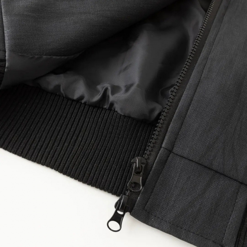 Muška jakna od konjske kože, stojeći ovratnik, zip sprijeda, produžena duljina, slobodan kroj