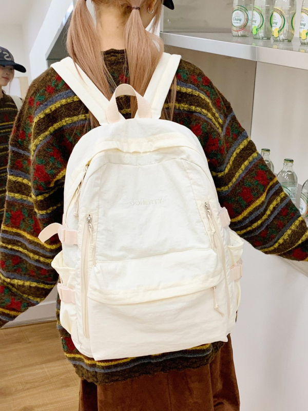 Ruksak s jednostavnim stilom, velika kapaciteta za svakodnevnu vožnju i kampus, kompatibilan s 14-inčnim laptopom, najlon, unisex ( Najlon | 20–35L | 14-inčni laptop | Prozračan | Zakrivljene naramenice )