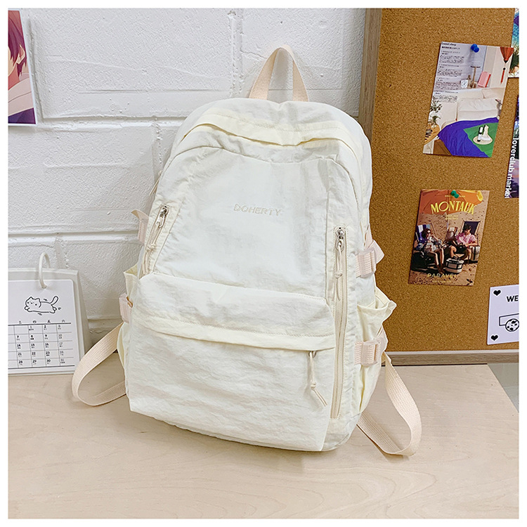 Ruksak s jednostavnim stilom, velika kapaciteta za svakodnevnu vožnju i kampus, kompatibilan s 14-inčnim laptopom, najlon, unisex ( Najlon | 20–35L | 14-inčni laptop | Prozračan | Zakrivljene naramenice )