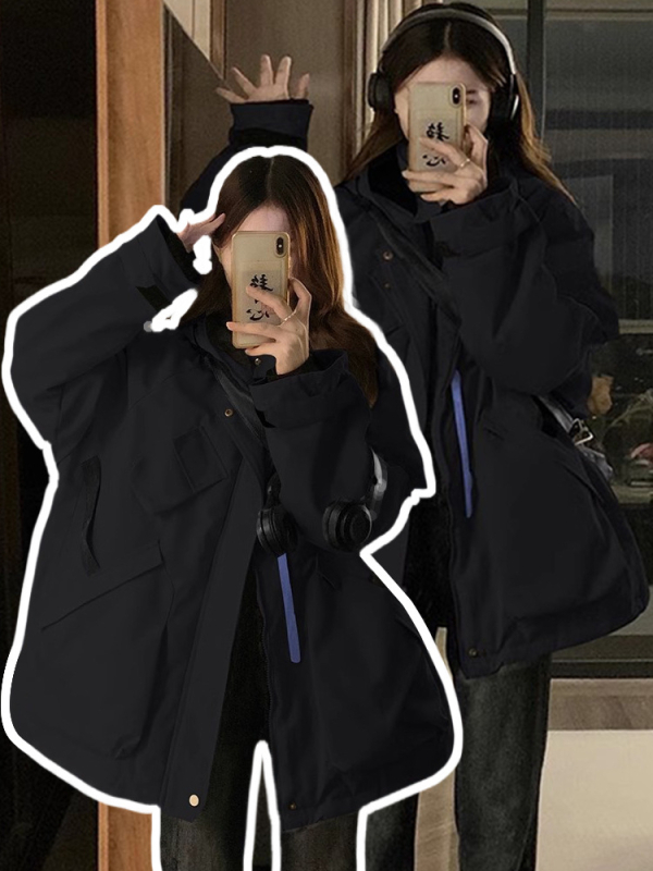 Дамско парка яке със quilted подплата, качулка и цип, средна дължина, зимна колекция 2025