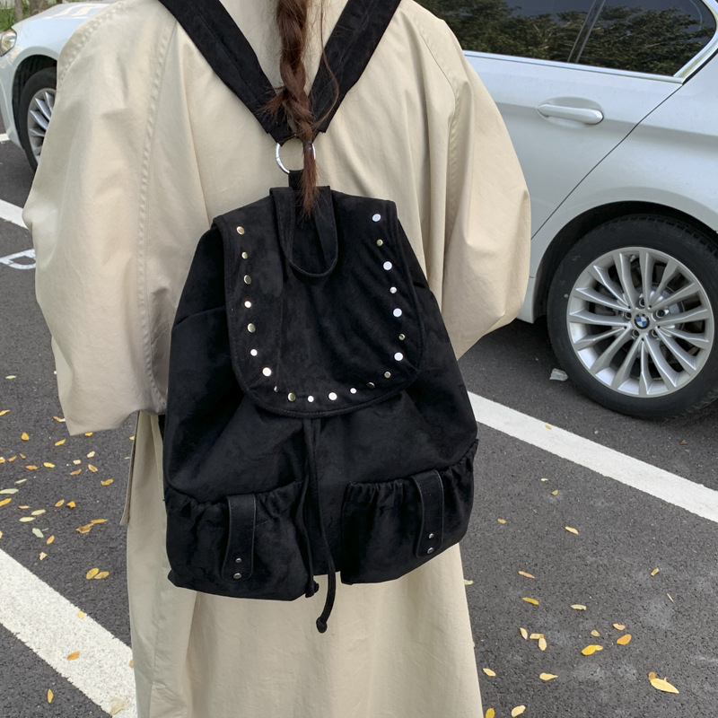 Benlan ženski ruksak od semiša, velika zapremina, s klapom, poliesterom podstavom, jesen 2025