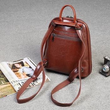 Ženski PU kožni ruksak — lagan, vodootporan, zaštita od krađe, zatvaranje na zip, unutarnji džepovi, gradski stil