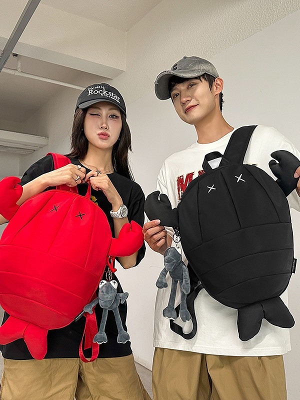 Nylon ruksak, ultralak za slobodno vrijeme, unisex, kapacitet ispod 20 L, s zračnim remenima.