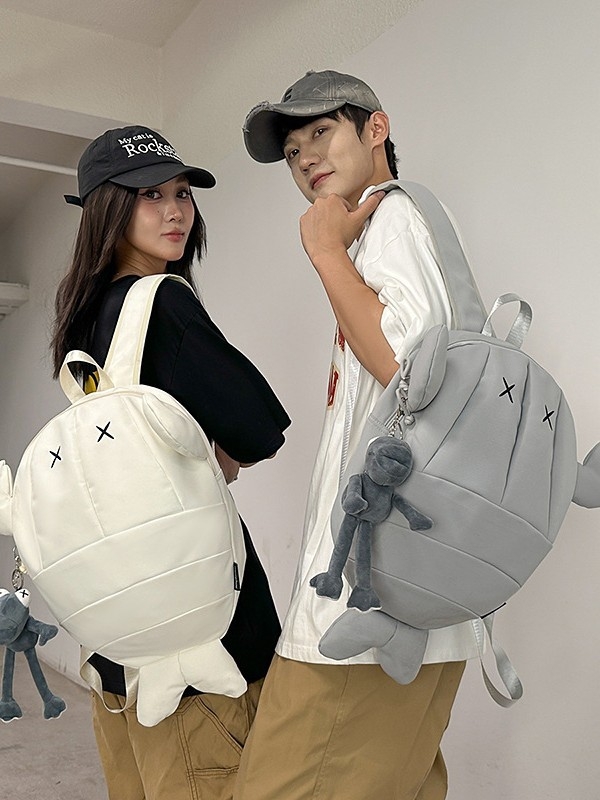 Nylon ruksak, ultralak za slobodno vrijeme, unisex, kapacitet ispod 20 L, s zračnim remenima.