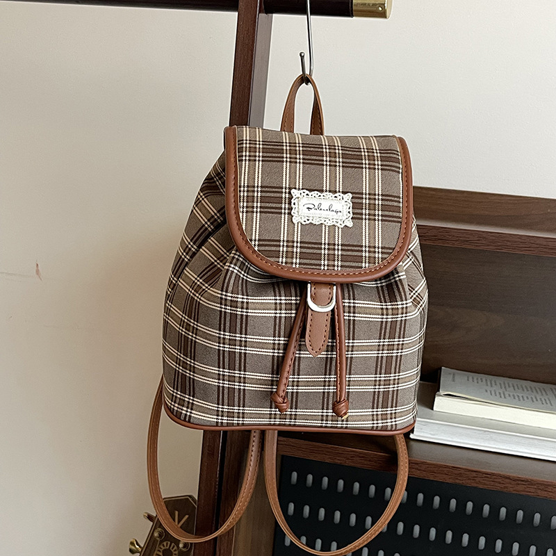 Ženski platneni ruksak, ljeto 2025, zatvaranje šnuricom, skriveni džep sa zatvaračem i džep za mobitel