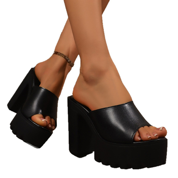 Sandale s jednim remenom, otvoreni prst (peep-toe), visok pet iznad 8 cm, PU gornji dio i PU potplat, gumeni đon