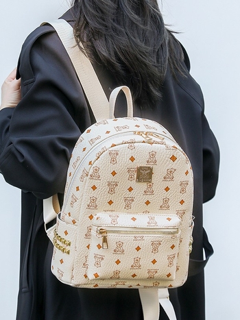 Ženski ruksak od PU materijala, zatvaranje na zip, podstava od poliestera, proljeće 2025 izdanje, unutarnja džep za mobitel.