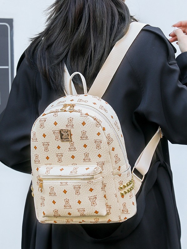 Ženski ruksak od PU materijala, zatvaranje na zip, podstava od poliestera, proljeće 2025 izdanje, unutarnja džep za mobitel.