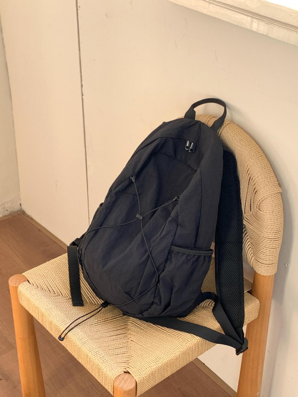 Nylon ruksak za putovanja i svakodnevnu upotrebu, unisex, kapacitet 20–35 L, lagan, kaiševi s zračnom jastukom