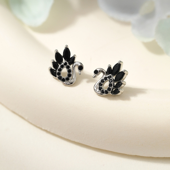 Hattyú alakú fülbevalók, 925-ös ezüst tüske, aranyozott réz, Weidni, friss és édes stílus